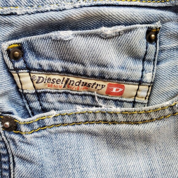 Diesel Mens Jeans New Fanker Reg Slim Bootcut in Wash Color 0826D Size 30W x 30L - Picture 8 of 16